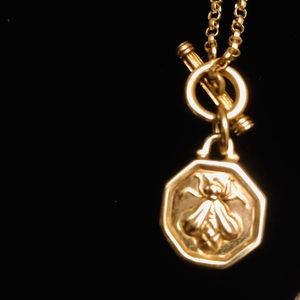Slane & Slane Toggle Bee Necklace